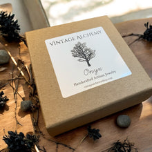 Load image into Gallery viewer, Gift box for Onyx bracelet