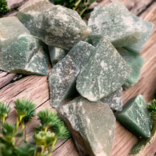 Load image into Gallery viewer, green aventurine