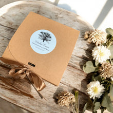 Load image into Gallery viewer, Witches Burrs | Sweet Gum Balls | Witches Spurs