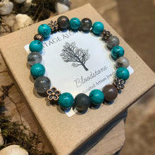 Load image into Gallery viewer, bloodstone gift box for bracelet beaded
