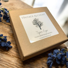 Load image into Gallery viewer, Kraft gift box for blue tiger eye bracelet