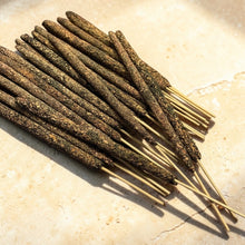 Load image into Gallery viewer, antique-rose-herb-resin-incense-sticks