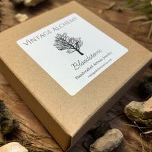 Load image into Gallery viewer, bloodstone gift box for stretch bracelet