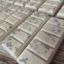 Load image into Gallery viewer, blueberry cheesecake botanical wax melts