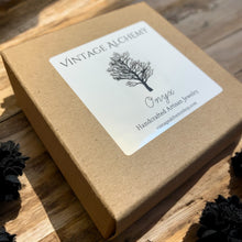 Load image into Gallery viewer, box for onyx and green turquoise beaded bracelet