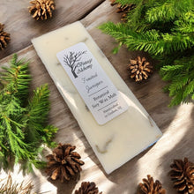 Load image into Gallery viewer, frosted juniper wax melts