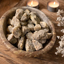 Load image into Gallery viewer, styrax resin