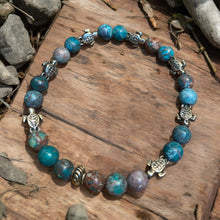 Load image into Gallery viewer, American turquoise beaded bracelet with turtle charms
