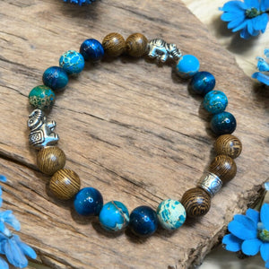 Blue tigers, eye and sea blue Jasper stretch bracelet
