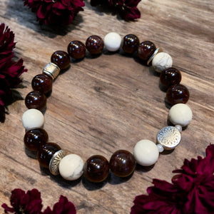 Garnet and howlite stretch bracelet