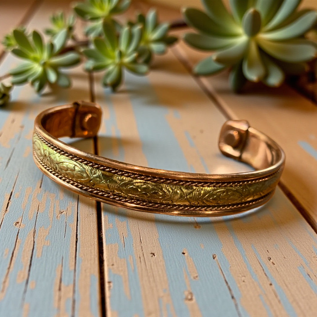 Magnetic Copper Bracelet | Subtle Design