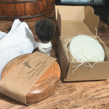 Load image into Gallery viewer, Taylor of Bond Street Shaving Set
