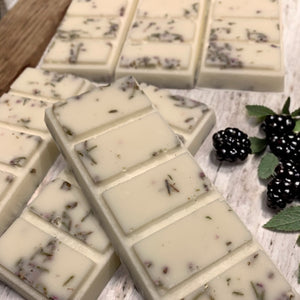 blackberry and sage snap bar