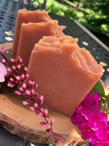 soap made with madder root
