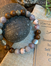 Load image into Gallery viewer, stretch bracelet for virgo
